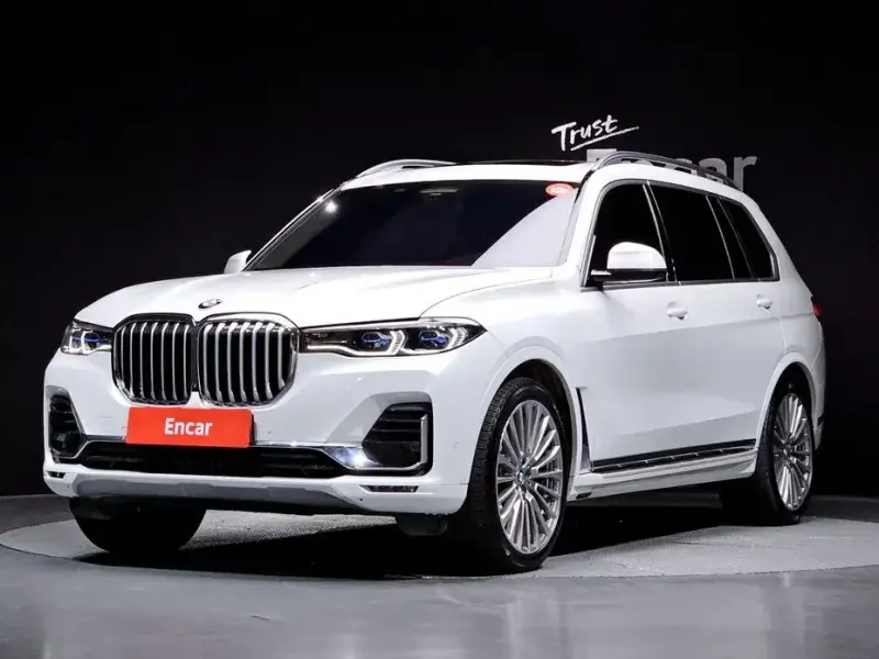 2022 BMW X7 с пробегом 113 857 км