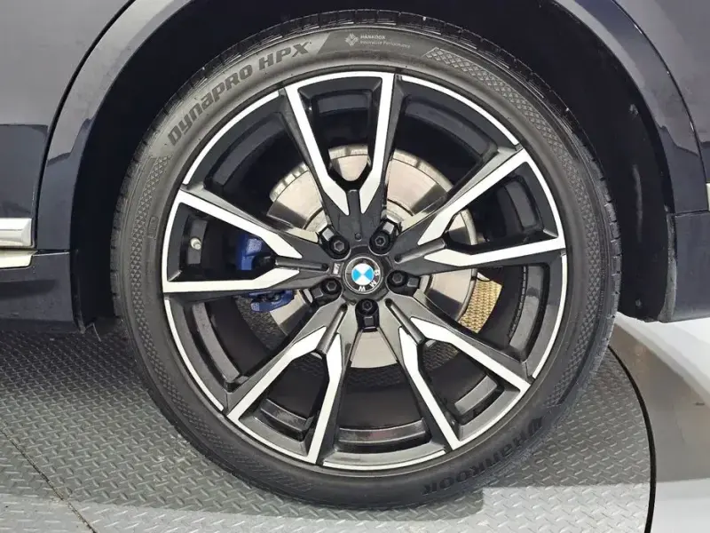 2022 BMW X7 с пробегом 70 218 км