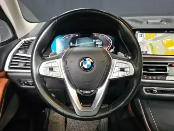 2022 BMW X7 с пробегом 113 857 км