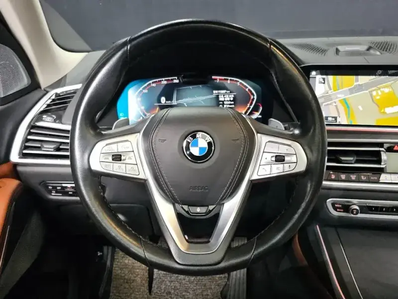 2022 BMW X7 с пробегом 113 857 км