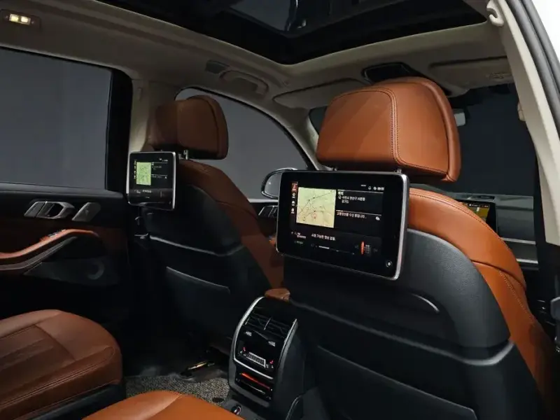 2022 BMW X7 с пробегом 113 857 км