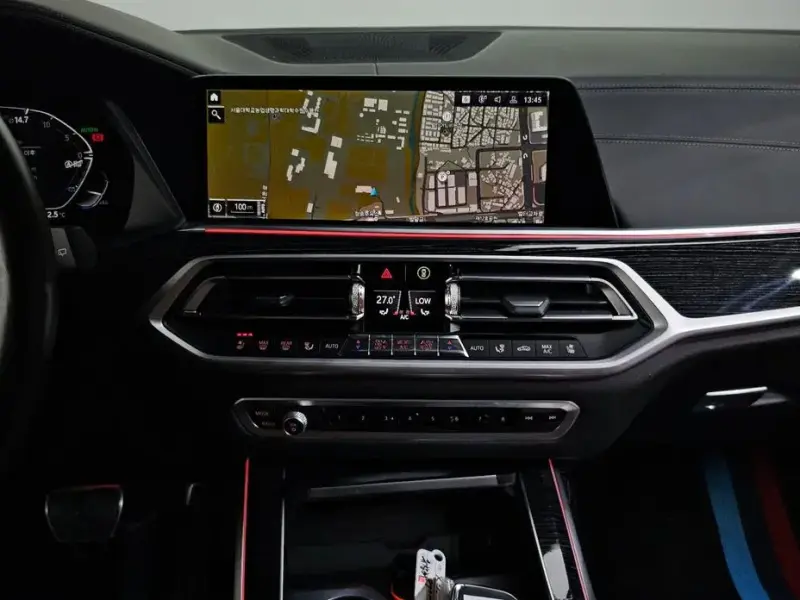 2022 BMW X7 с пробегом 70 218 км