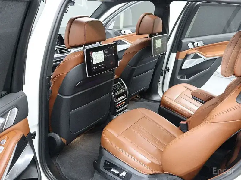2022 BMW X7 с пробегом 58 100 км
