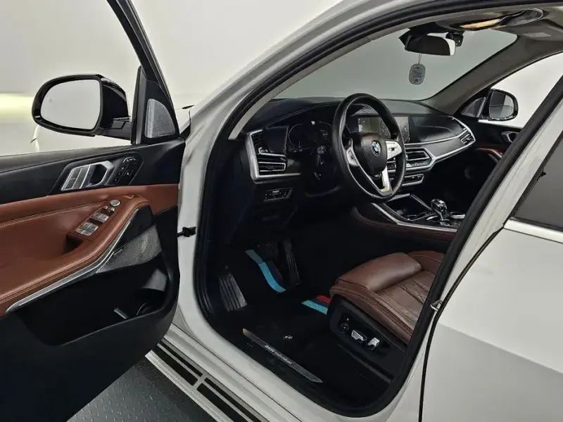 2022 BMW X7 с пробегом 79 235 км