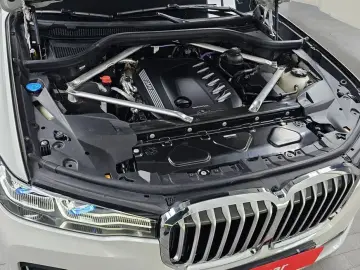 2022 BMW X7 с пробегом 94 561 км