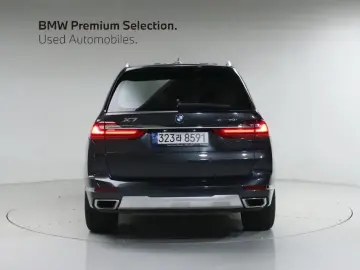2022 BMW X7 с пробегом 57 933 км