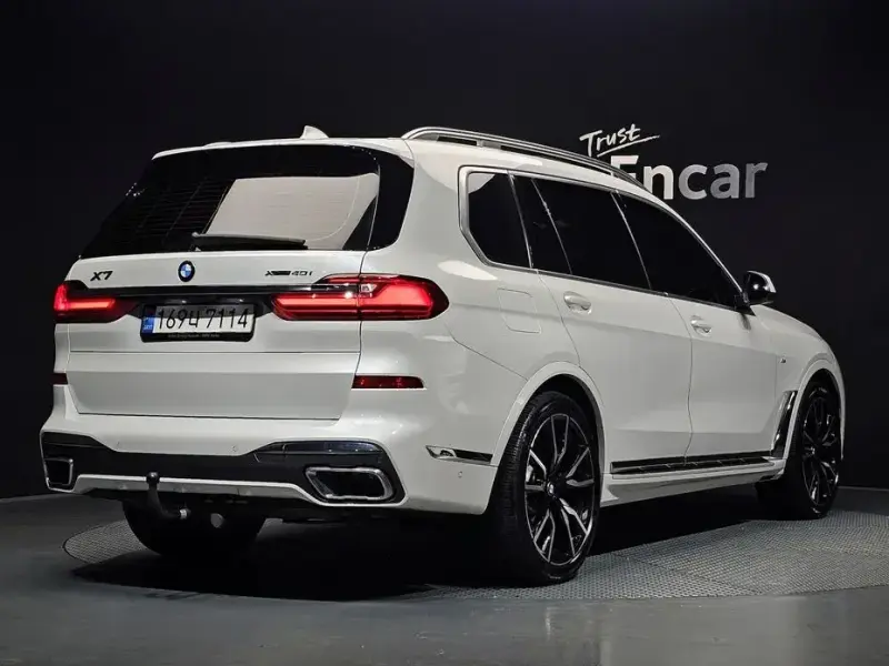 2022 BMW X7 с пробегом 106 094 км