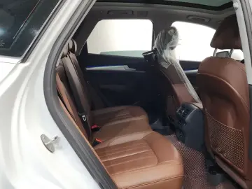 2020 Audi Q5 с пробегом 77 956 км