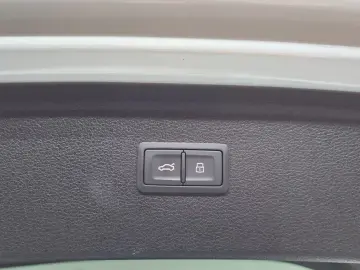 2020 Audi Q5 с пробегом 77 956 км