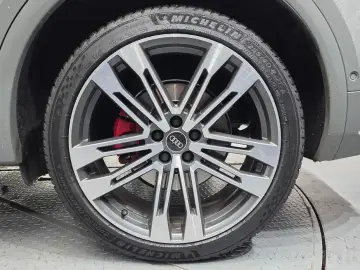 2021 Audi SQ5 с пробегом 47 955 км