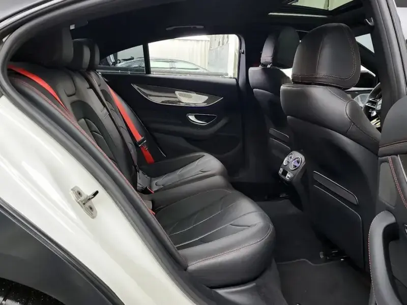 2023 Mercedes-Benz CLS с пробегом 48 967 км