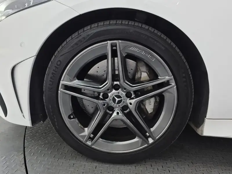 2023 Mercedes-Benz CLS с пробегом 127 025 км