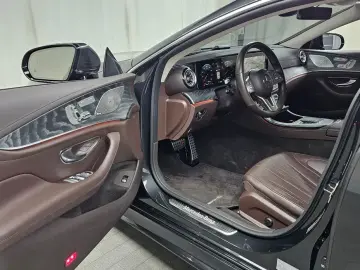 2021 Mercedes-Benz CLS с пробегом 111 214 км