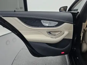 2023 Mercedes-Benz CLS с пробегом 28 930 км