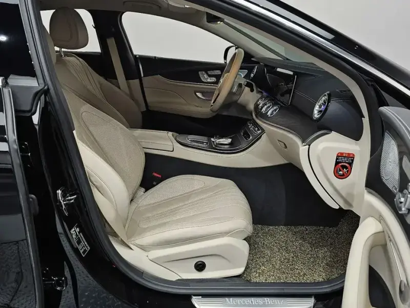 2023 Mercedes-Benz CLS с пробегом 28 930 км