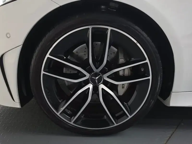 2023 Mercedes-Benz CLS с пробегом 17 120 км