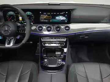 2023 Mercedes-Benz CLS с пробегом 17 120 км
