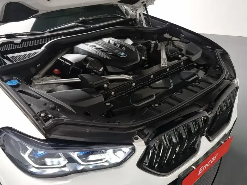 2022 BMW X6 с пробегом 61 767 км