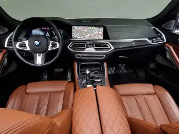 2022 BMW X6 с пробегом 61 767 км
