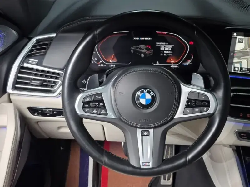 2022 BMW X6 с пробегом 67 135 км