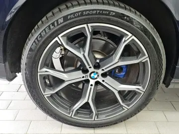 2022 BMW X6 с пробегом 100 422 км