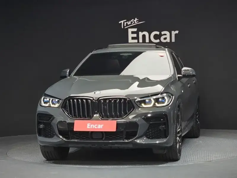 2022 BMW X6 с пробегом 103 560 км