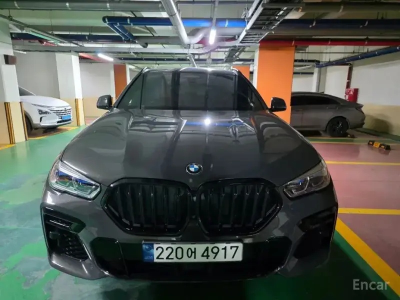 2022 BMW X6 с пробегом 54 802 км