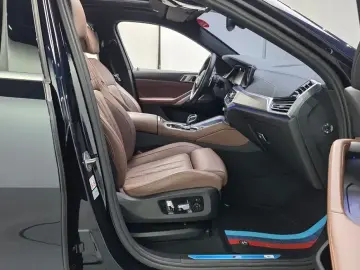 2022 BMW X6 с пробегом 32 763 км