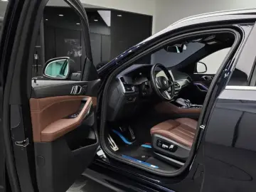 2022 BMW X6 с пробегом 32 763 км