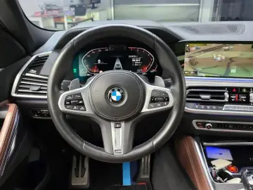 2022 BMW X6 с пробегом 32 763 км