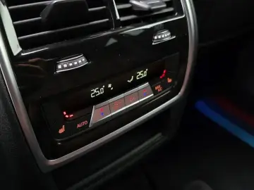2022 BMW X6 с пробегом 32 763 км