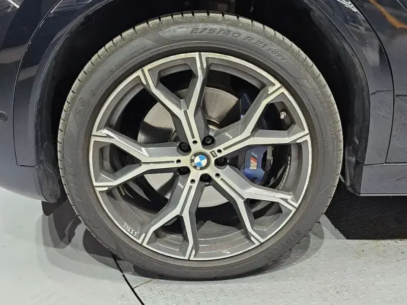 2022 BMW X6 с пробегом 71 051 км