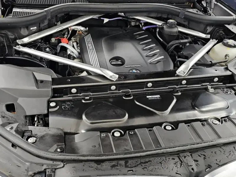 2022 BMW X6 с пробегом 76 476 км