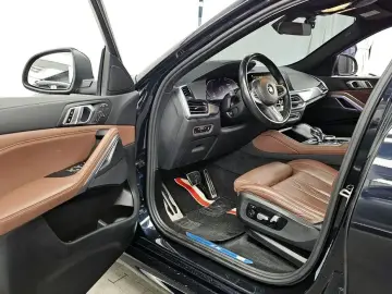 2022 BMW X6 с пробегом 76 476 км
