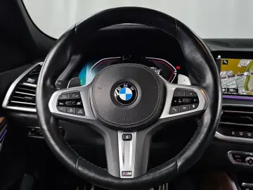 2022 BMW X6 с пробегом 76 476 км
