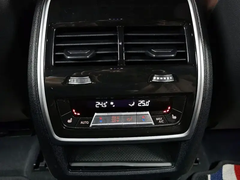2022 BMW X6 с пробегом 76 476 км