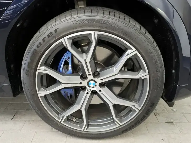 2022 BMW X6 с пробегом 76 476 км