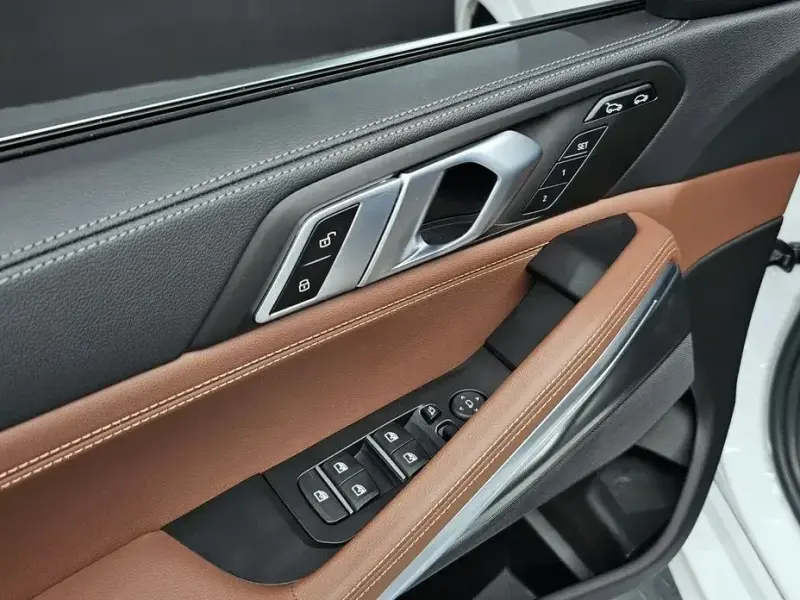 2022 BMW X6 с пробегом 30 214 км