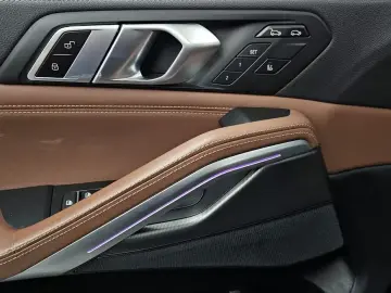 2022 BMW X6 с пробегом 76 476 км