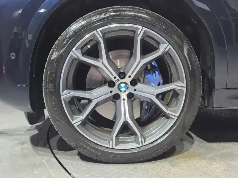 2022 BMW X6 с пробегом 83 241 км