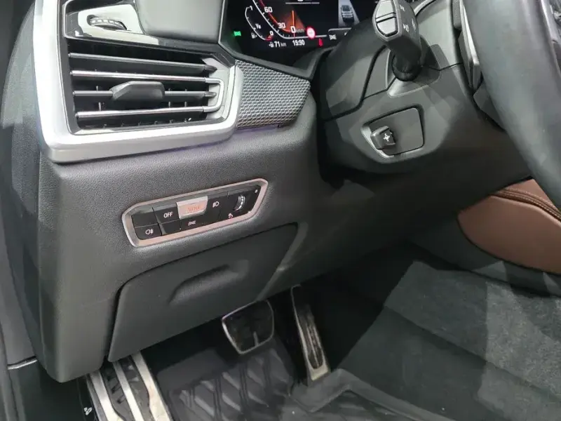 2022 BMW X6 с пробегом 83 241 км
