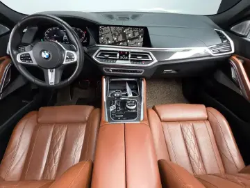 2022 BMW X6 с пробегом 112 928 км
