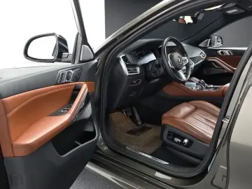 2022 BMW X6 с пробегом 112 928 км