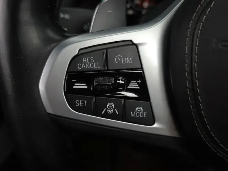2022 BMW X6 с пробегом 112 928 км