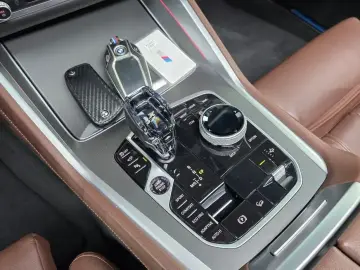 2022 BMW X6 с пробегом 57 940 км