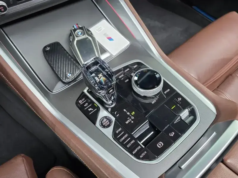2022 BMW X6 с пробегом 57 940 км