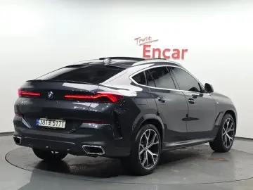 2022 BMW X6 с пробегом 44 118 км