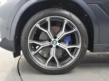 2022 BMW X6 с пробегом 44 118 км