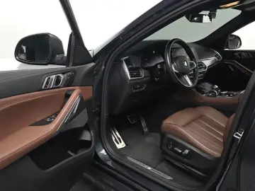 2022 BMW X6 с пробегом 44 118 км