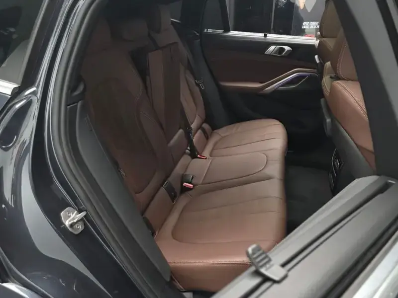 2022 BMW X6 с пробегом 44 118 км